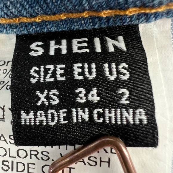 SHEIN Relaxed Fit Taper Leg Jeans Size XS Women’s - Picture 2 of 5